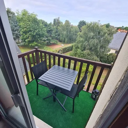 Proche De La تورجفيل